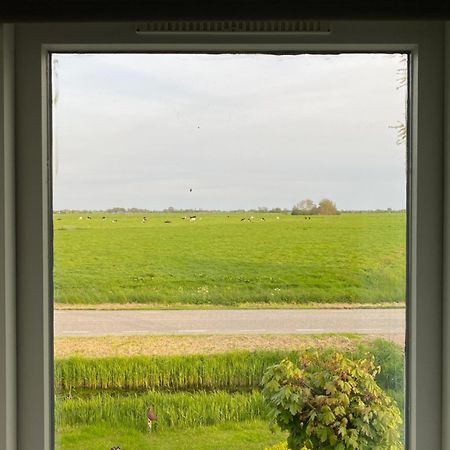 Bed and Breakfast Domstate Ee Екстер'єр фото